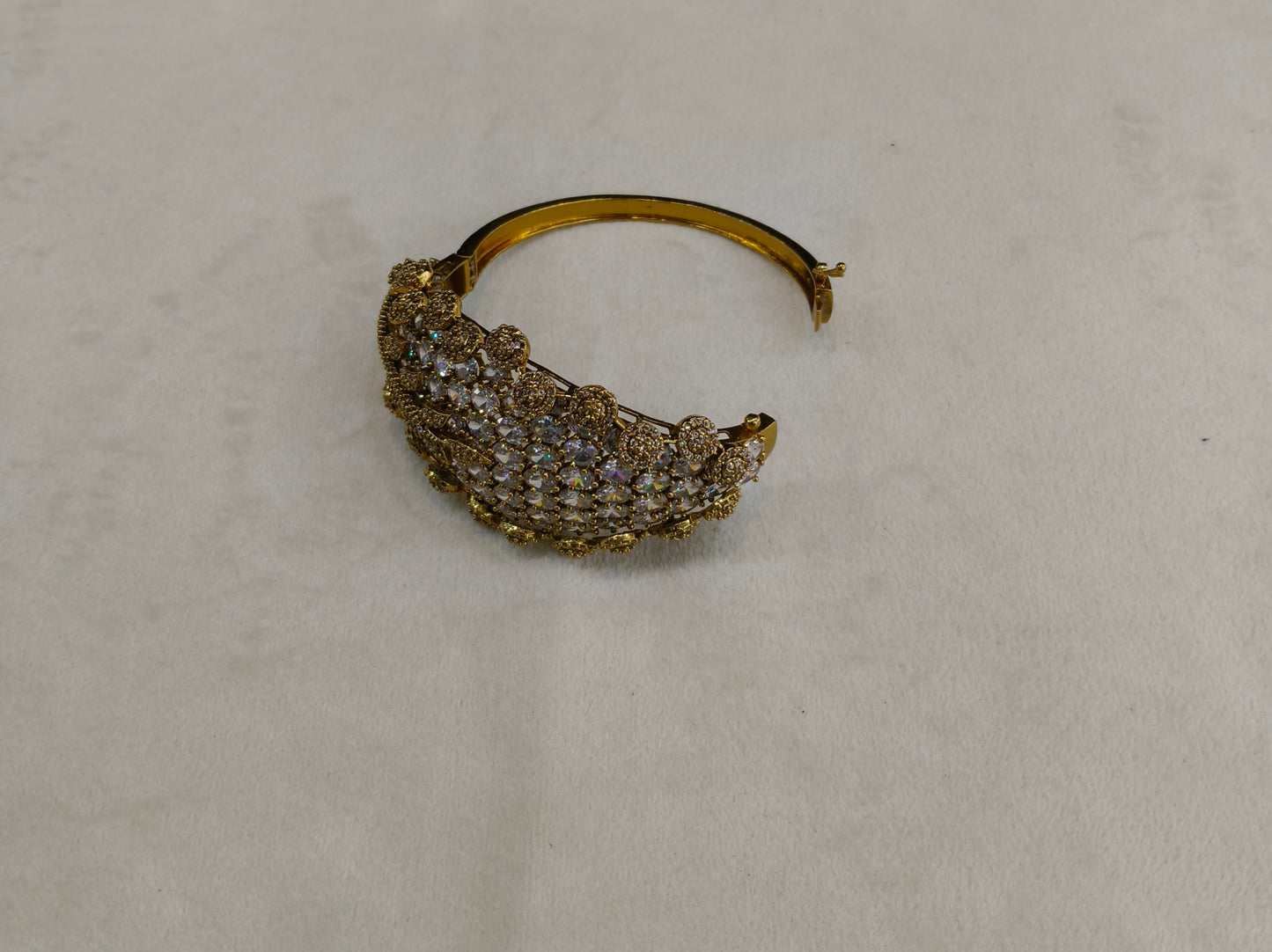 Antique White AD Hand Bracelets Junia Jewellery