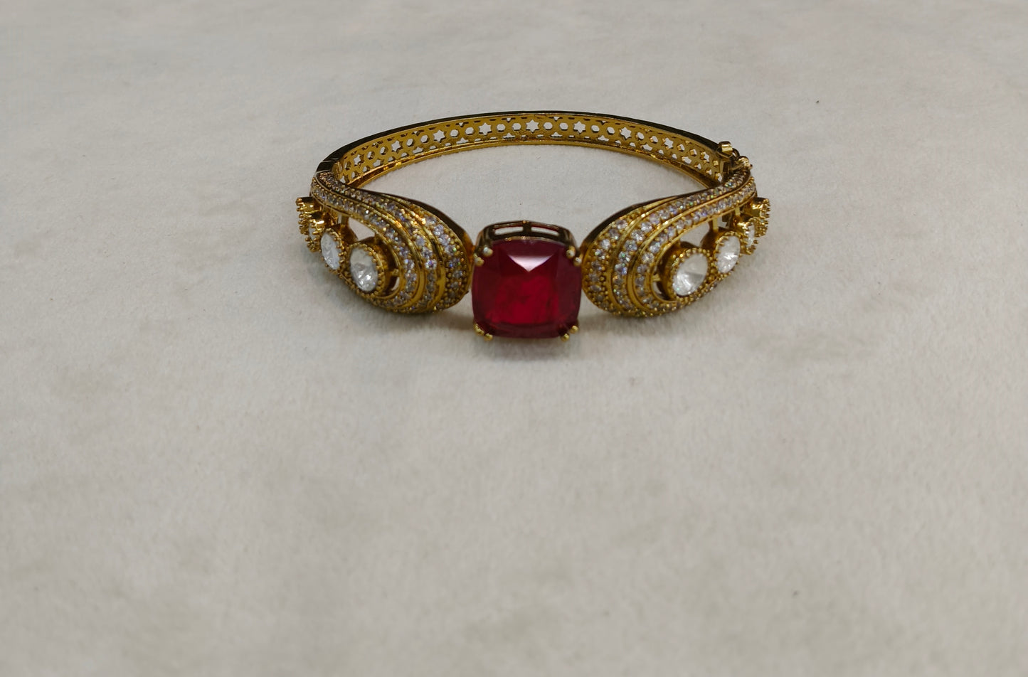 Antique Ruby AD Moissnaite Kundan Hand Bracelets Junia Jewellery