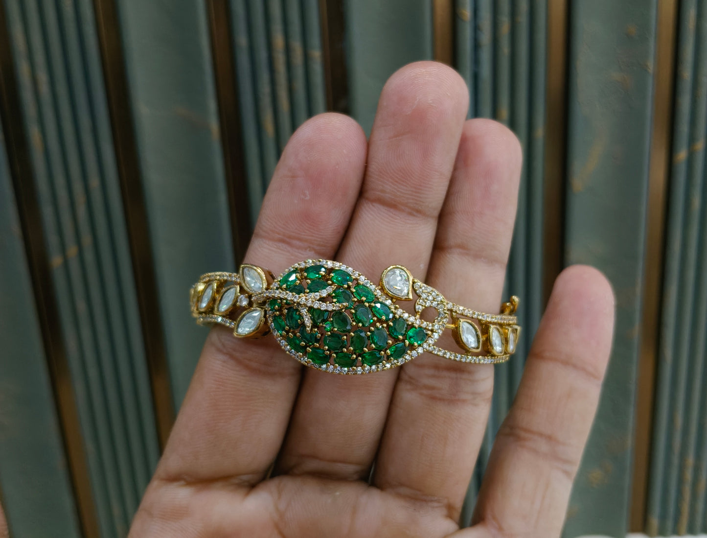Antique Green AD Moissnaite Kundan Hand Bracelets Junia Jewellery