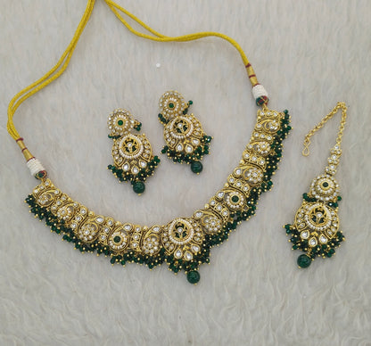 Green Kundan necklace Set/ Indian jewellery kundan Gitu sets