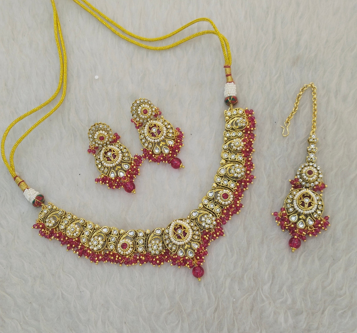 Majenta Kundan necklace Set/ Indian jewellery kundan Gitu sets