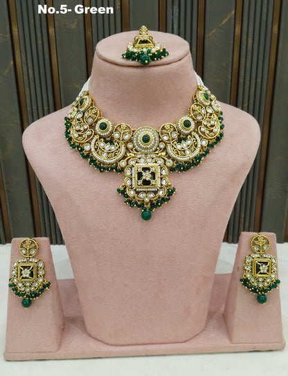 Green Kundan necklace Set/ Indian jewellery kundan Giri sets