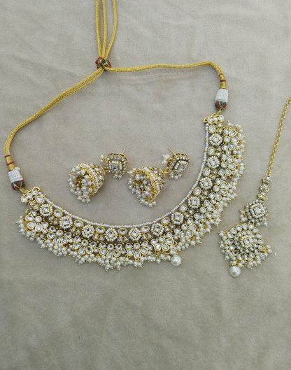 Gold White Kundan necklace Set/ kundan Indian jewellery kundan Gila sets