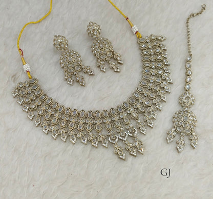 Antique White Necklace Set/ Antique gold Indian Baani Jewellery