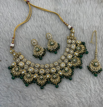 Gold Green Kundan necklace Set/ kundan Indian jewellery kundan Manjot sets
