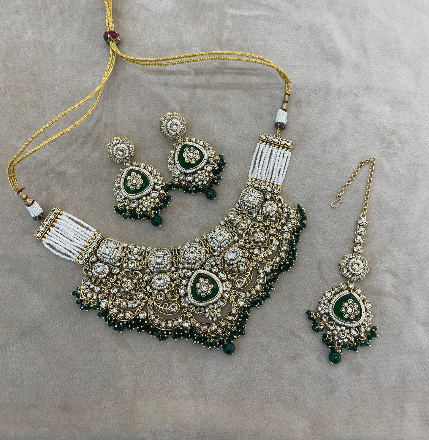 Gold Green Kundan necklace Set/ kundan Indian jewellery kundan Harjot sets