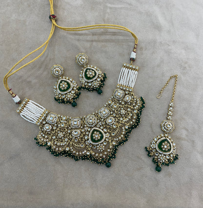 Gold Green Kundan necklace Set/ kundan Indian jewellery kundan Harjot sets