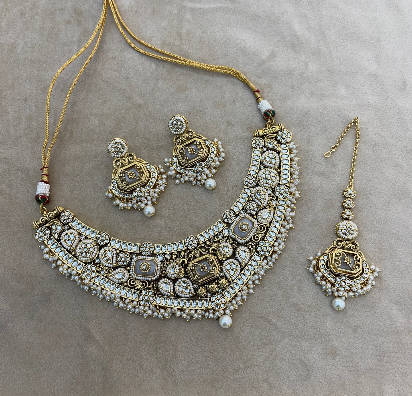 Gold White Kundan necklace Set/ kundan Indian jewellery kundan Khushi sets