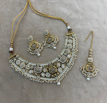 Gold White Kundan necklace Set/ kundan Indian jewellery kundan Khushi sets