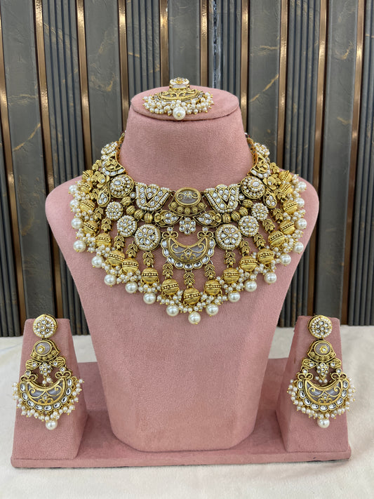 Gold White Kundan necklace Set/ kundan Indian jewellery kundan Navroop sets