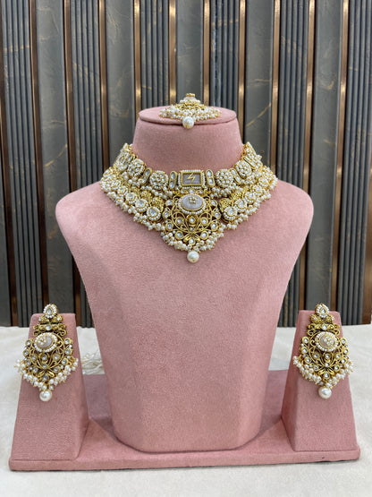 Gold White Kundan necklace Set/ kundan Indian jewellery kundan Ruhani sets