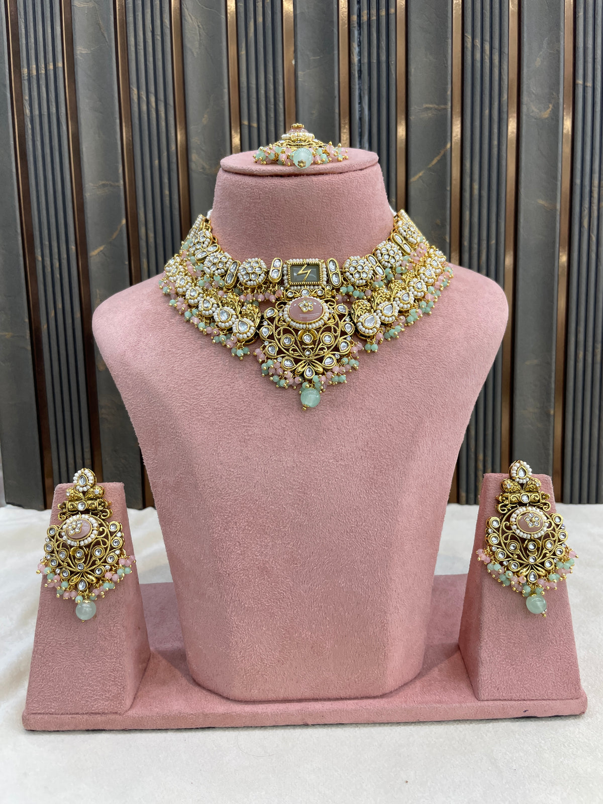 Mint Pink Kundan necklace Set/ kundan Indian jewellery kundan Ruhani sets