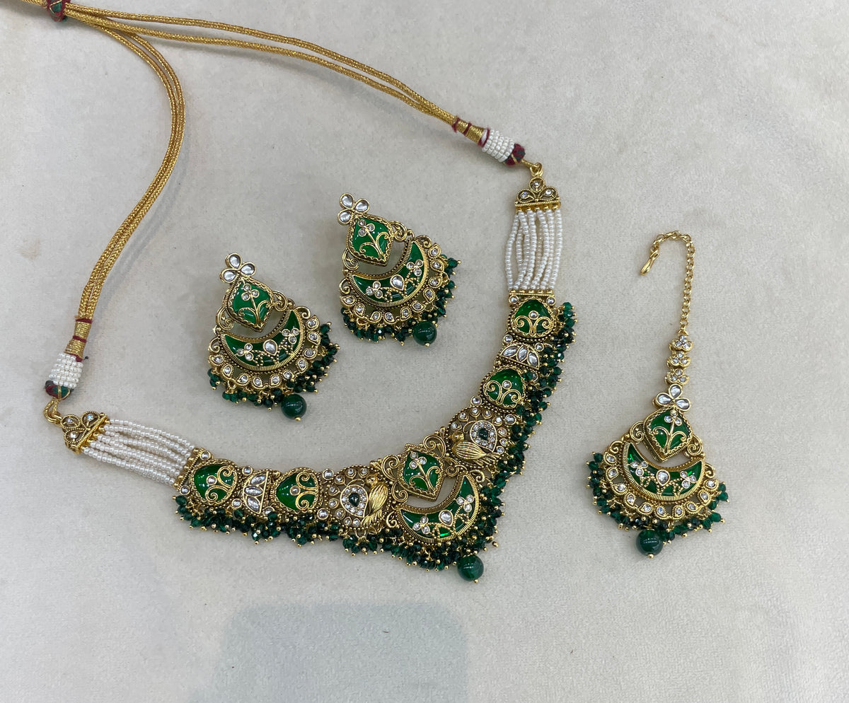 Green Kundan necklace Set/ kundan Indian jewellery kundan Navya sets