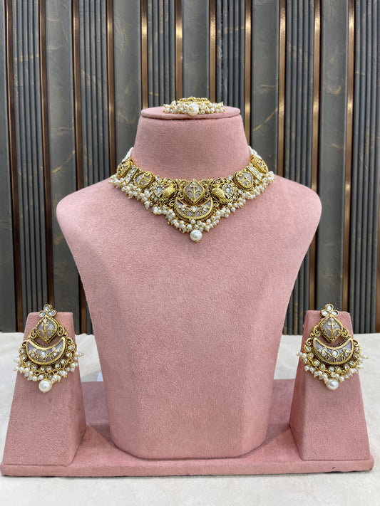 Gold White Kundan necklace Set/ kundan Indian jewellery kundan Navya sets