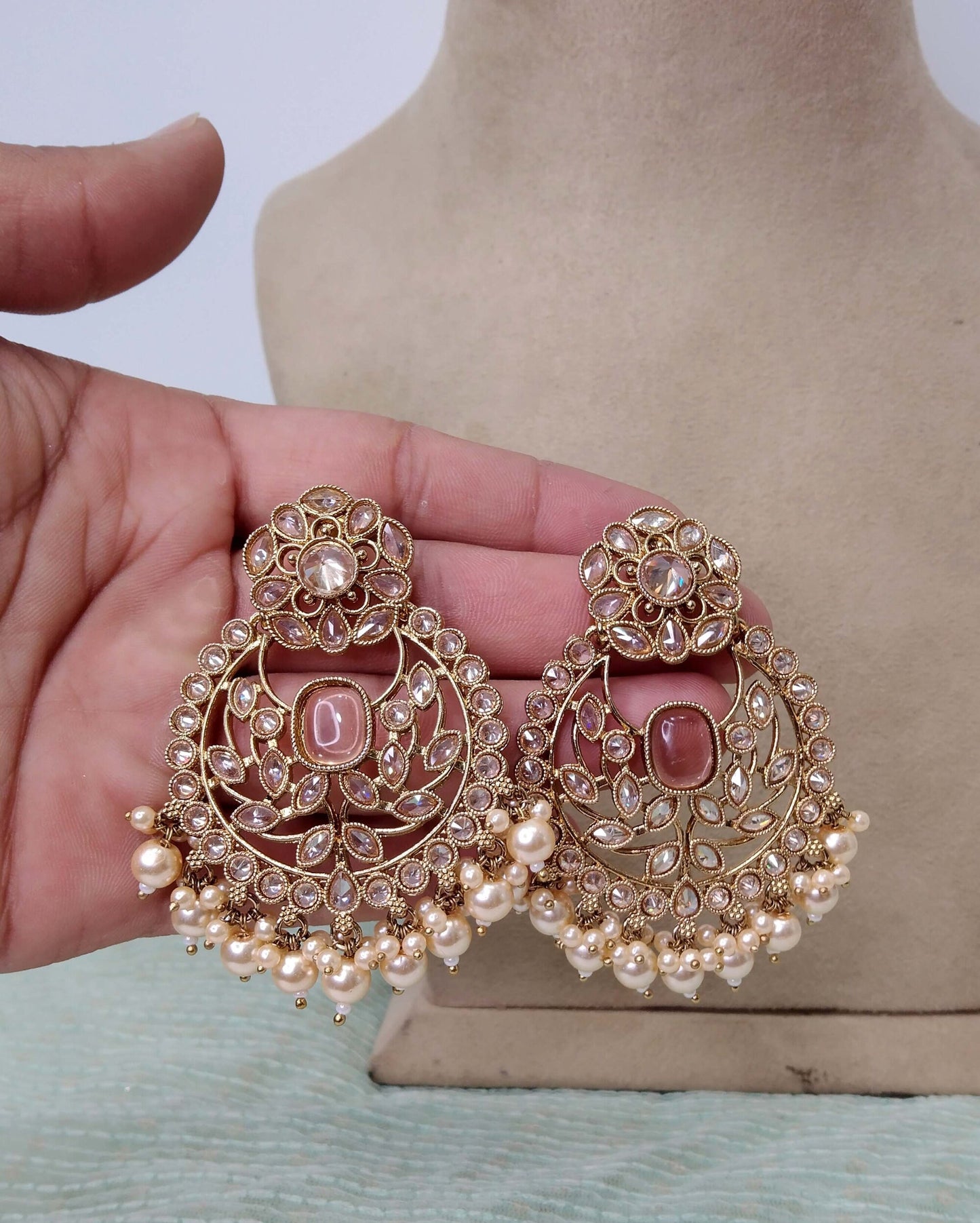 Indian Jewellery/Gold Indian Earrings Tikka Set/Pink,mint Indian Jhumka Jhumki Earrings Set Jewellery/Wedding Bridal Bollywood Jewellery Set