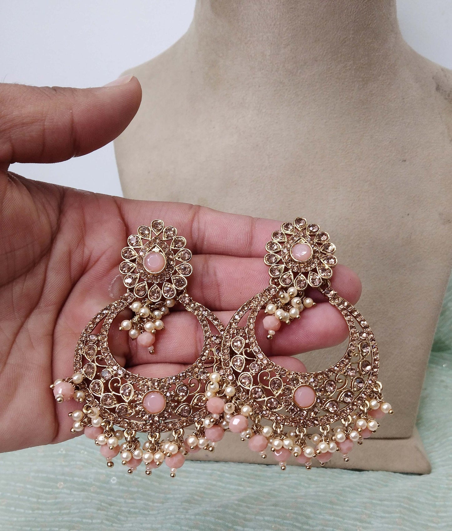 Indian Jewellery/Gold Indian Earrings Tikka Set/Indian dark gold ,Green, peach chand balli  Earrings Set Jewellery/Wedding Bridal Jewellery Set